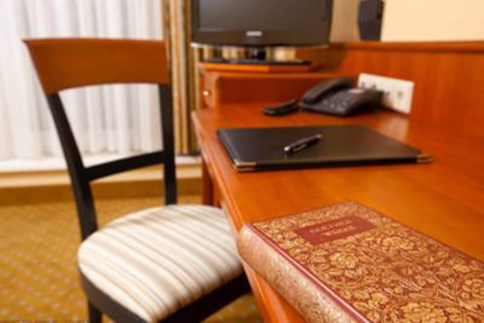 Best Western Hotel Geheimer Rat Magdeburgo Esterno foto