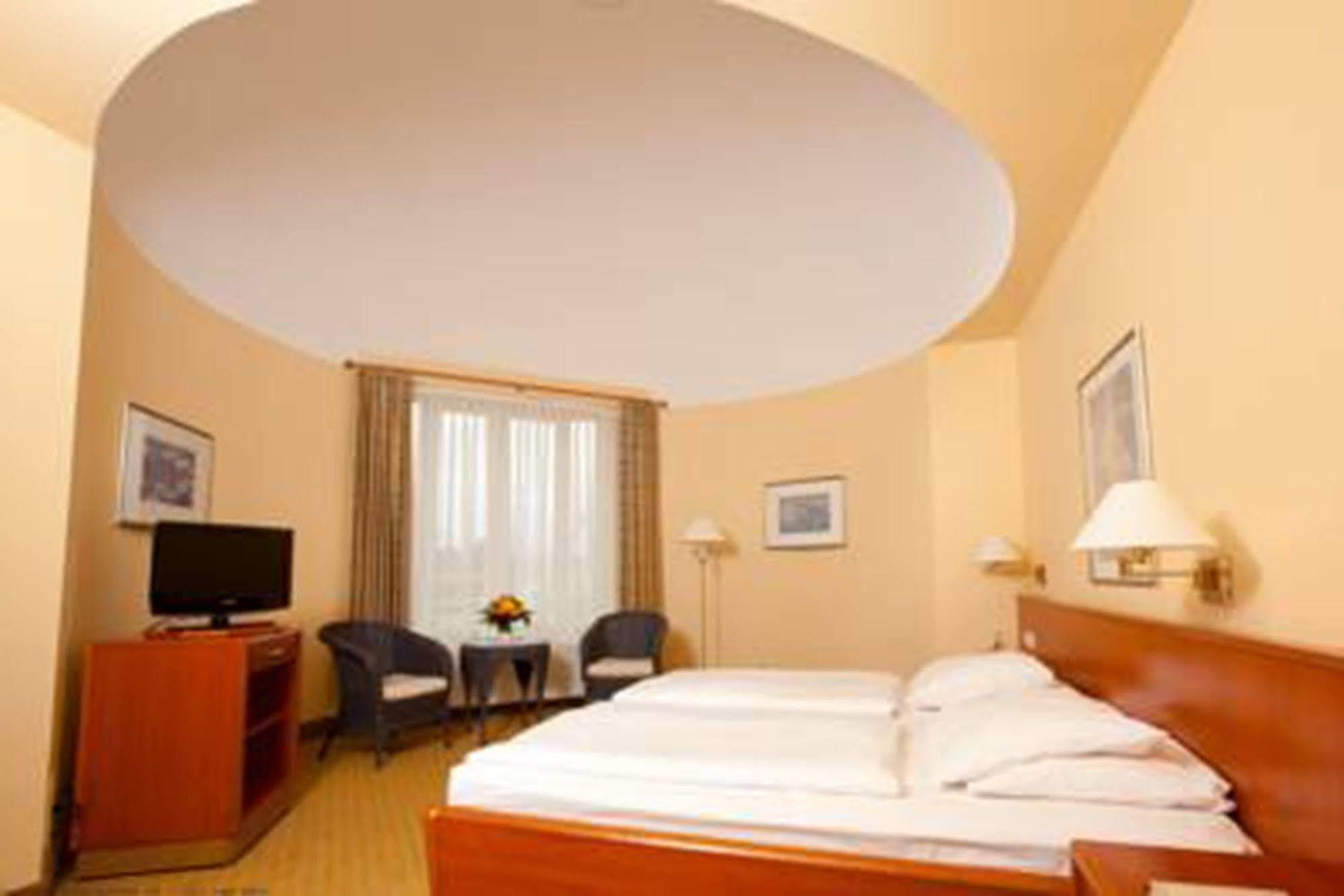 Best Western Hotel Geheimer Rat Magdeburgo Esterno foto